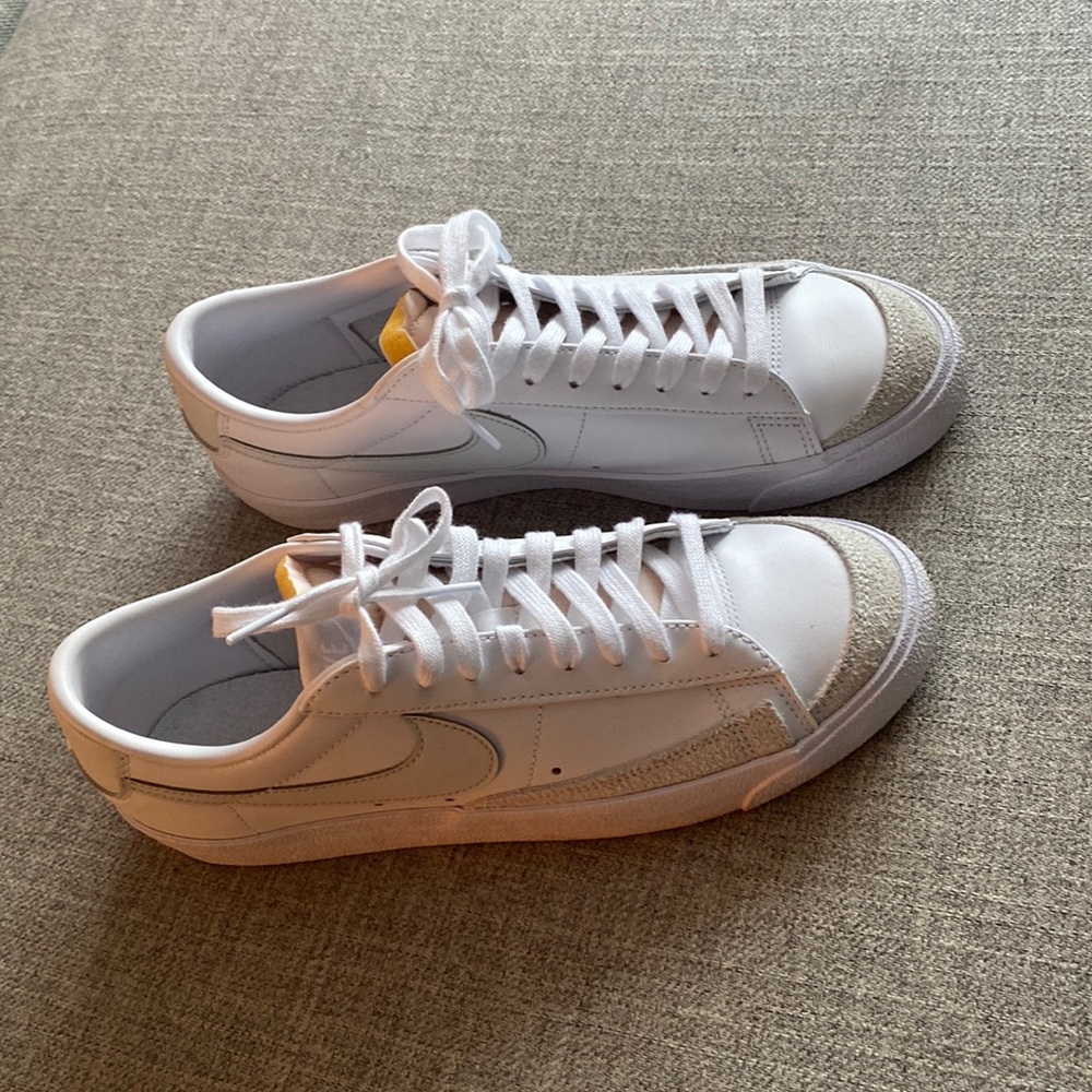 Nike blazers low